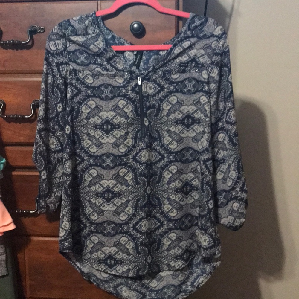 NWT blue and gray blouse
